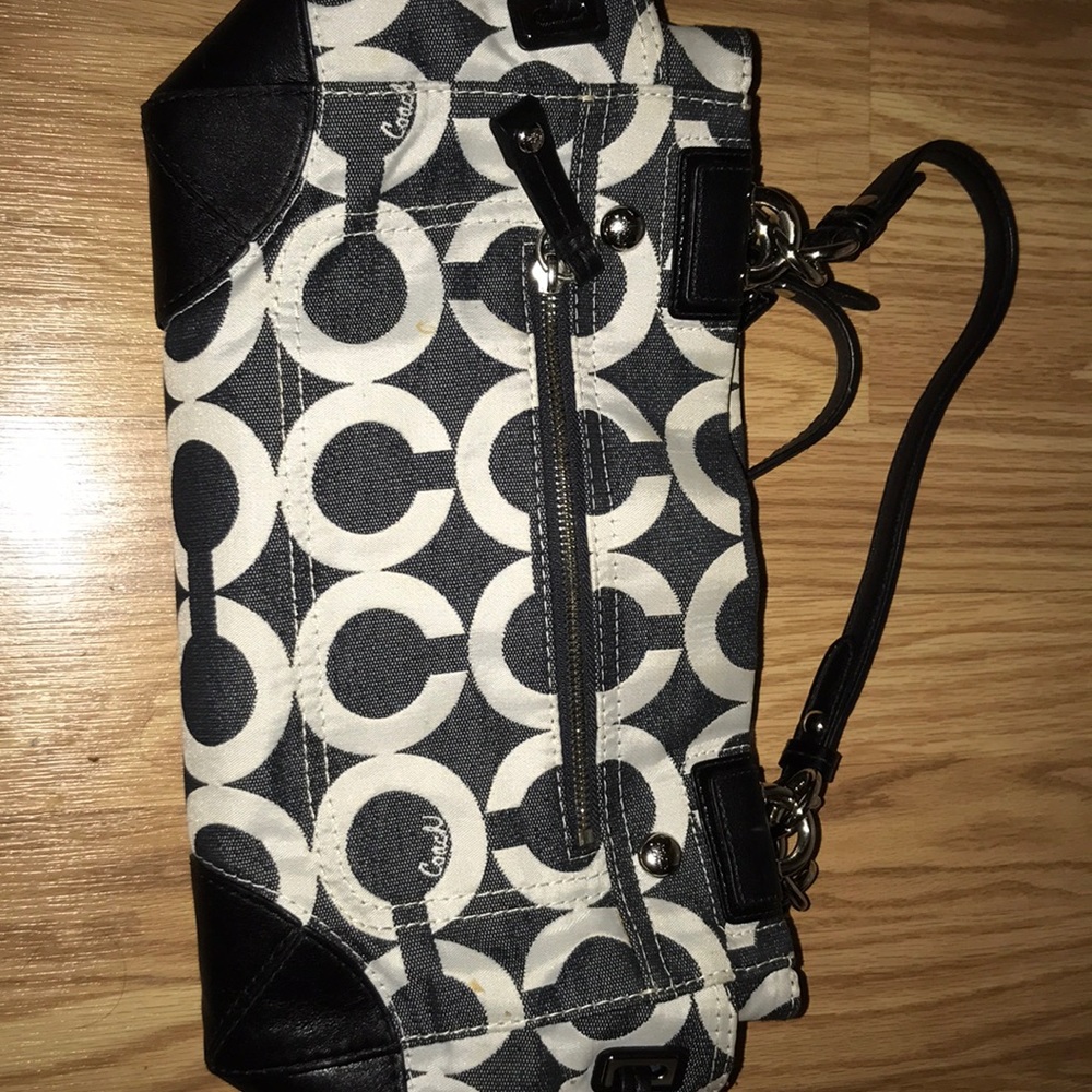 Coach Handbag - Picture 5 of 8